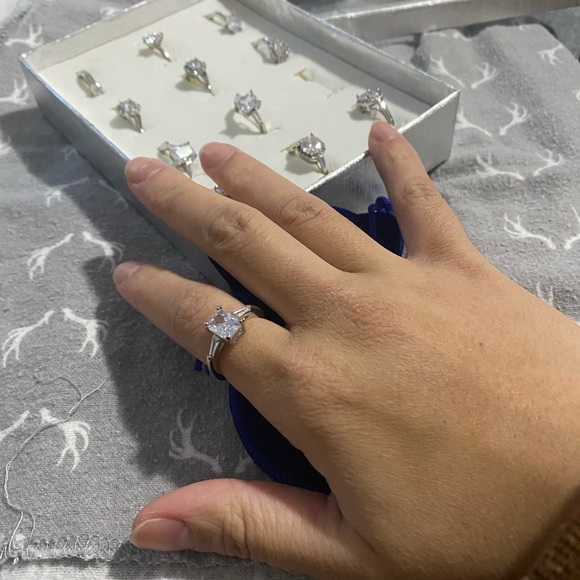 Adjustable CZ-steel ring - Picture 4 of 4